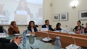 Introducerea testelor grilă la Bacalaureat și Evaluarea Națională se amână cu un an