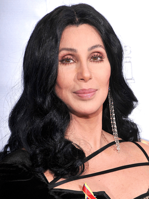 Cher, apariție impecabilă la 72 de ani pe covorul roșu! Artista a dezvăluit secretul frumuseții sale