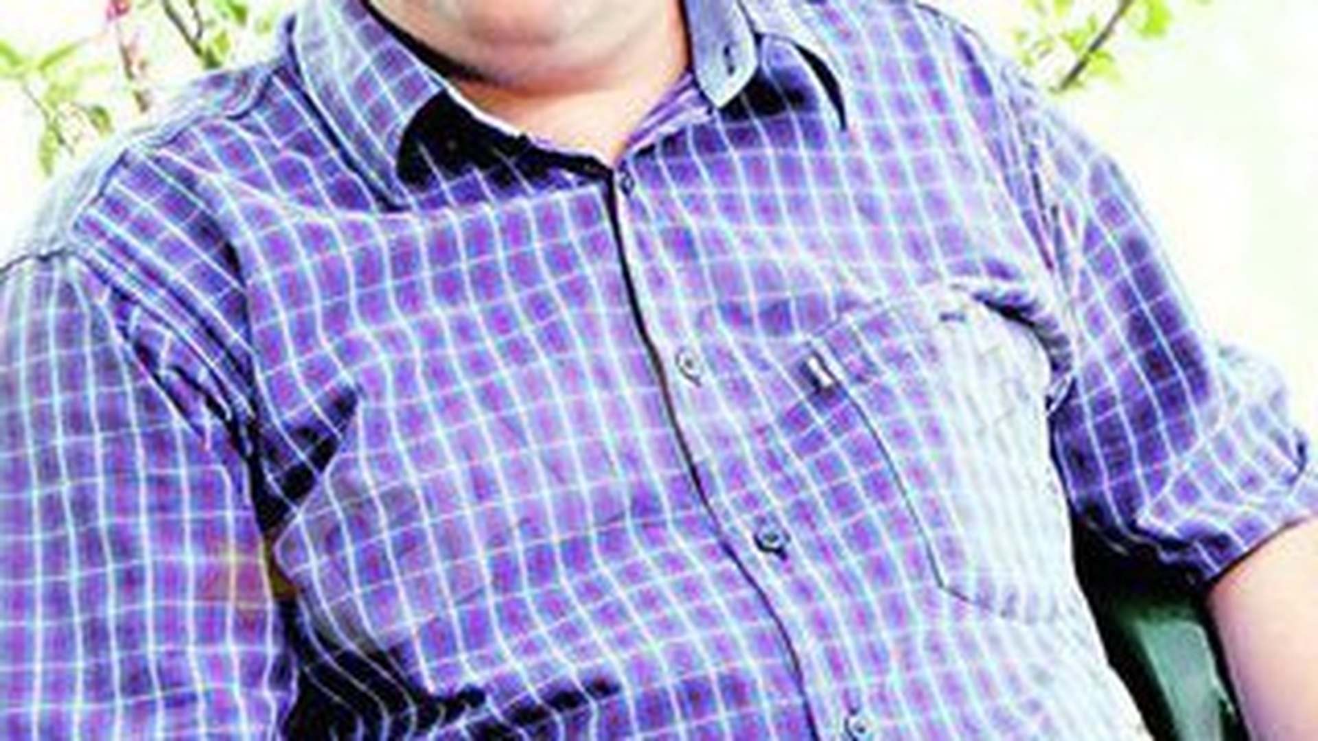Fostul barman care a castigat in 2008 la 6 din 49 a investit toti banii in afaceri profitabile. Milionarul de la loto si-a tras 27 de firme