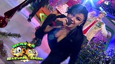 VIDEO Ce penibile! Vezi in ce hal au putut sa danseze fetele de la Senzual!