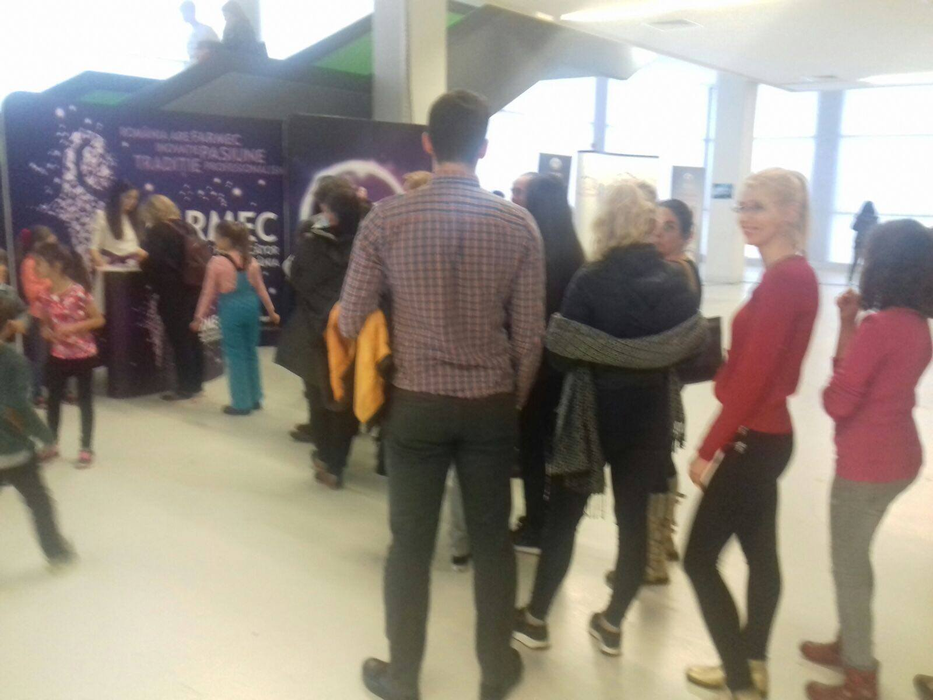 Corina a fost numai un zâmbet cât timp s-a aflat în mall