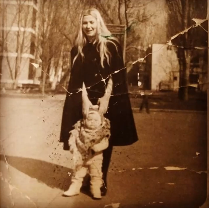 Irina Pavlenco, în lacrimi după ce mama ei a fost operată de pe creier. Constanța a aflat că are o tumoră, după ce a făcut accident vascular
