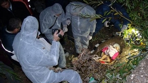 O femeie a fost găsită moartă alături de fatul ei de sapte luni! Vezi unde si-au dat ultima suflare