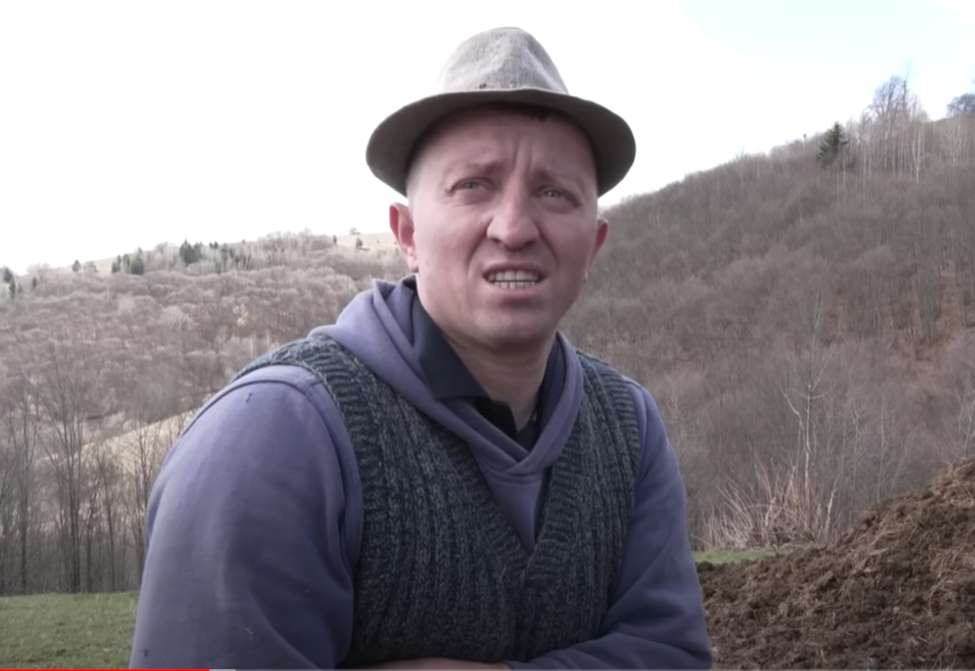 Doar 7 oameni mai stau în această localitate din România/ Sursa foto: Captură video