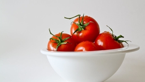 Dieta cu roşii. Cum să slăbeşti rapid fără să te înfometezi