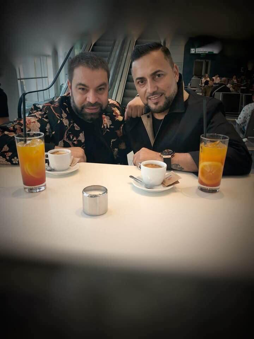Florin Salam părăsește România pentru câteva luni bune. Unde va încerca să uite de toate problemele