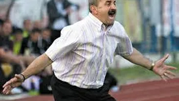 Popa negru după remiza cu moldovenii din Banat: „Nu ştiu cine le spune jucătorilor mei să stea cu fundul în poartă! Eu nu o fac!”