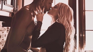 Iubitul lui Khloe nu este afectat de scandalul în care a fost implicat. Tristan este tot numai un zâmbet