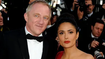 Salma Hayek isi schimba numele de familie in Pinault!