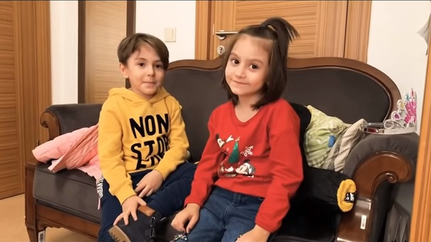Andreea Mantea, interviu savuros cu David și iubita lui! Ce răspuns i-a dat fiul vedetei Kanal D când l-a întrebat de ce o iubește pe Ana
