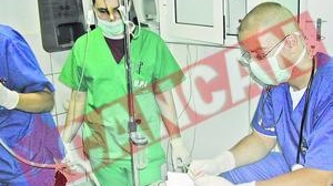 A Inghitit pastile, Si-a taiat venele Si a vrut sa sara de la etaj