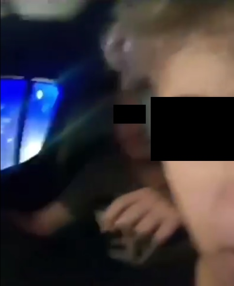 Trei adolescenți au făcut live în timp ce erau urmăriți pe străzile din Craiova. „Trei mașini de poliție după noi, să moară viața mea, ca în GTA”