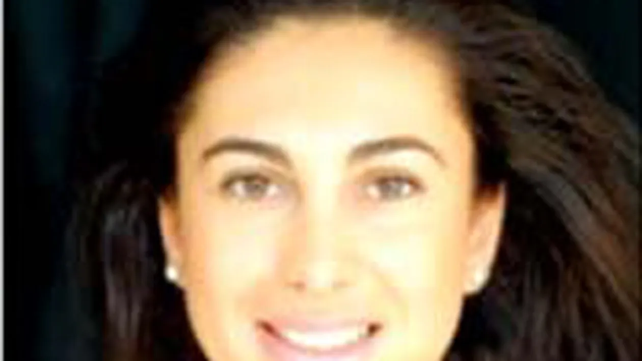 Ea este bruneta lui Calin Popescu Tariceanu!