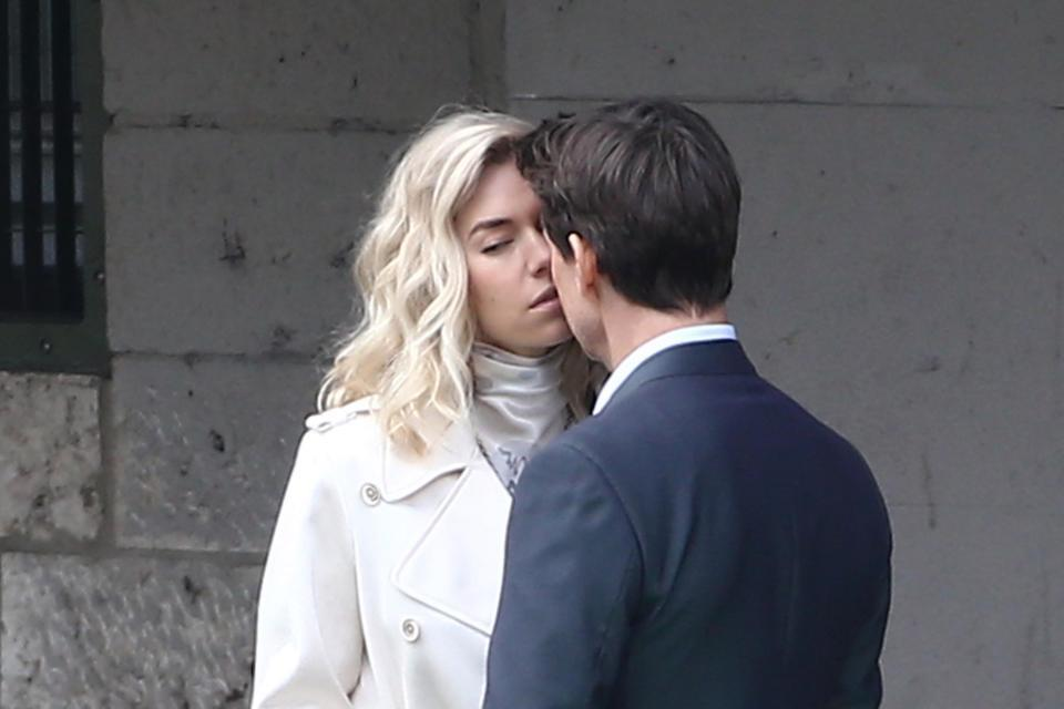 Cum arată noua iubită a lui Tom Cruise? Are 28 de ani şi este…