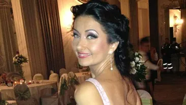 A adus barbatii in prag de lesin! Vezi cum a putut sa vina imbracata Gabriela Cristea la botezul fiicei Dianei Bisinicu