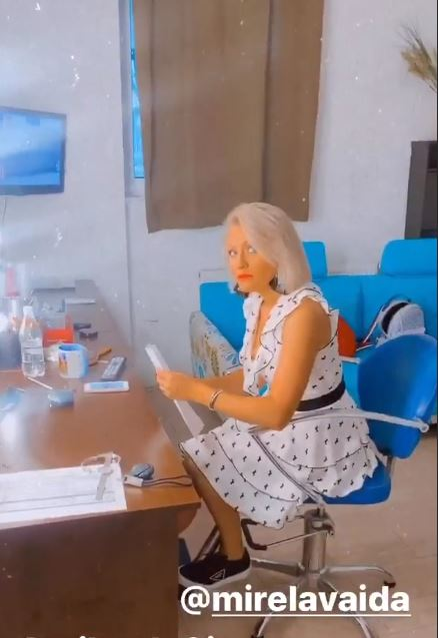 Mirela Vaida, într-o rochie provocatoare la Acces Direct: “Nu e pentru o femeie serioasă ca mine. Uitați ce…”