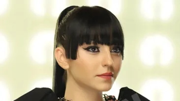 VIDEO Giulia are doua proiecte, dar un singur compozitor