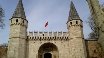 Un turist român a dispărut în timp ce vizita Palatului Topkapi din Istanbul! Familia este disperată