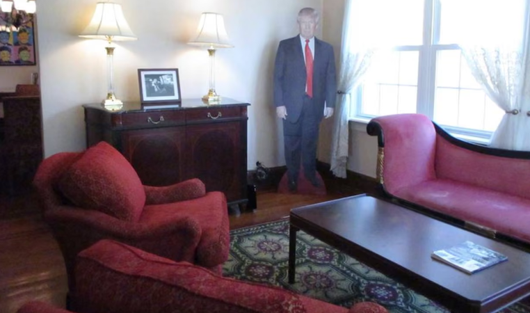 Locuința în care a copilărit Donald Trump/ sursă foto: Prusa.com