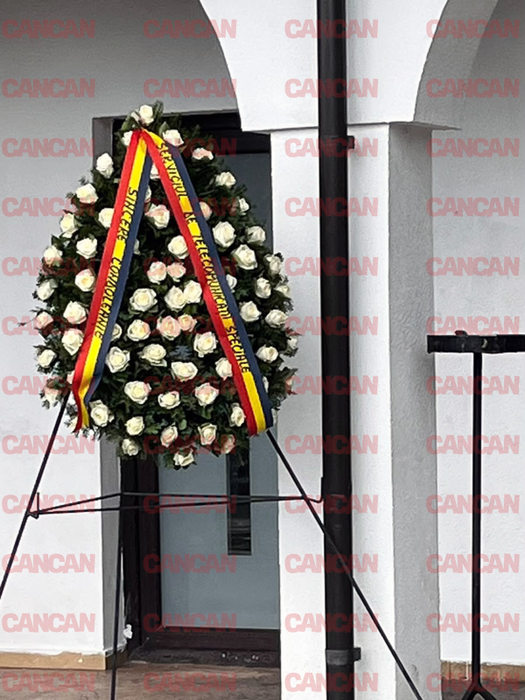 Ce mesaj emoționant i-a scris soția generalului Dorin Ioniță pe coroana funerară. Bărbatul și-a luat viața după o ceartă cu amanta