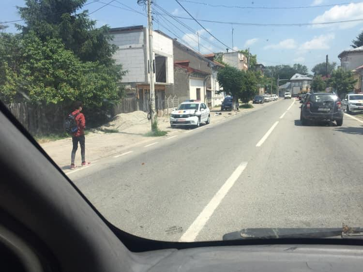 Trei mașini de Poliție s-au ciocnit în trafic, în orașul Balș