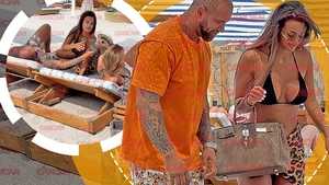 Totul s-a întâmplat pe un șezlong, la mare! Cum a combinat-o Alex Bodi pe noua iubită + A triat-o ”din grup”