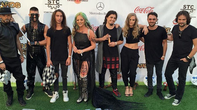 MEDIA MUSIC AWARDS 2015: Delia a gafat GRAV! Iulia Albu a facut-o PRAF! Uite cum s-a imbracat
