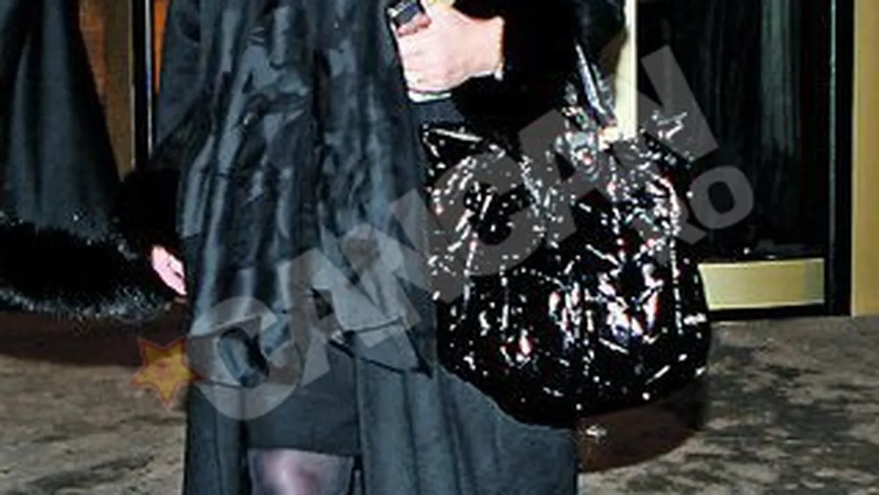 Fostul sot al Tinei Burton, incurcat in lupta pentru 50 de milioane de euro de o expertiza! Blestemul tablourilor familiei Burton