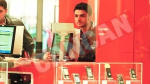 Isi cauta un telefon mai smecher
