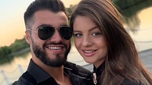 Denisa și Iancu Sterp au devenit părinți cu 2 zile înainte de Crăciun! Prima imagine cu fiul lor