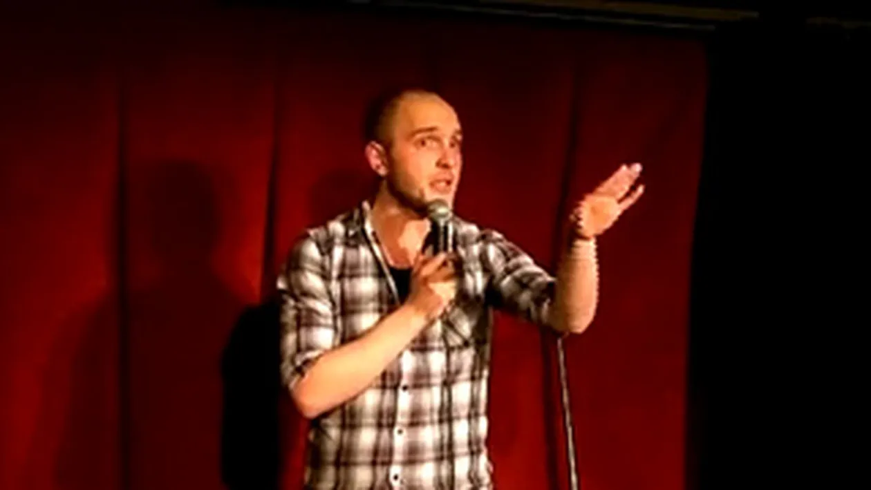 Te-a deprimat zapada? Ai venit pe jos la munca sau ai ramas inzapezit? Vezi aici cea mai tare caterinca despre iadul alb! Razi de lesini - trebuie neaparat sa o dai pe Facebook