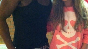 Alexandra Stan l-a cucerit pe Jason Derulo! Uite cum il tine langa ea pe artistul american!