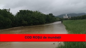Cod portocaliu de inundaţii în mai multe judeţe. Avertizarea este în vigoare de vineri până luni