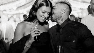 Alex Velea a dezvăluit ce mașină de lux își dorește! Modelul preferat de cântăreț poate ajunge să coste și 400.000 de euro