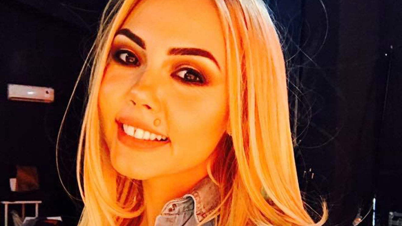 Ce se întâmplă cu DENISA Manelista? De două zile cântăreaţa nu a mai....