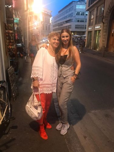 Ionela Prodan și fiica ei cea mare, Anamaria