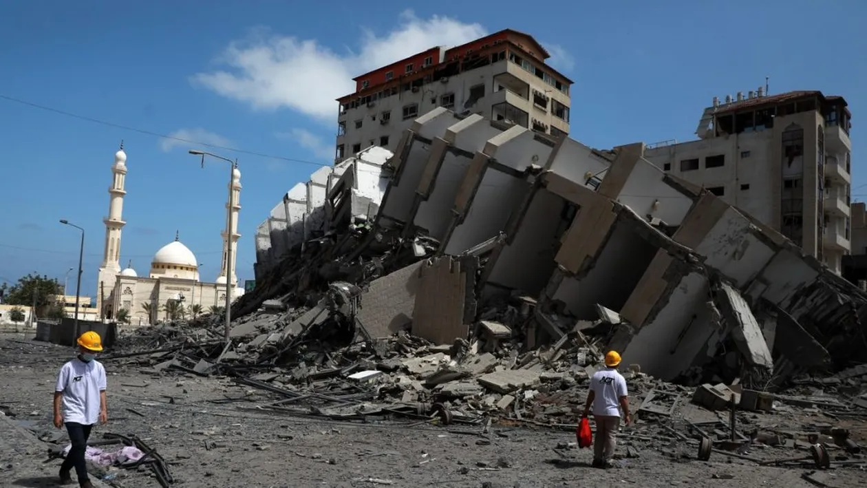 Militanții palestinieni au lansat alte zeci de rachete asupra Israelului. Un copil a fost omorât