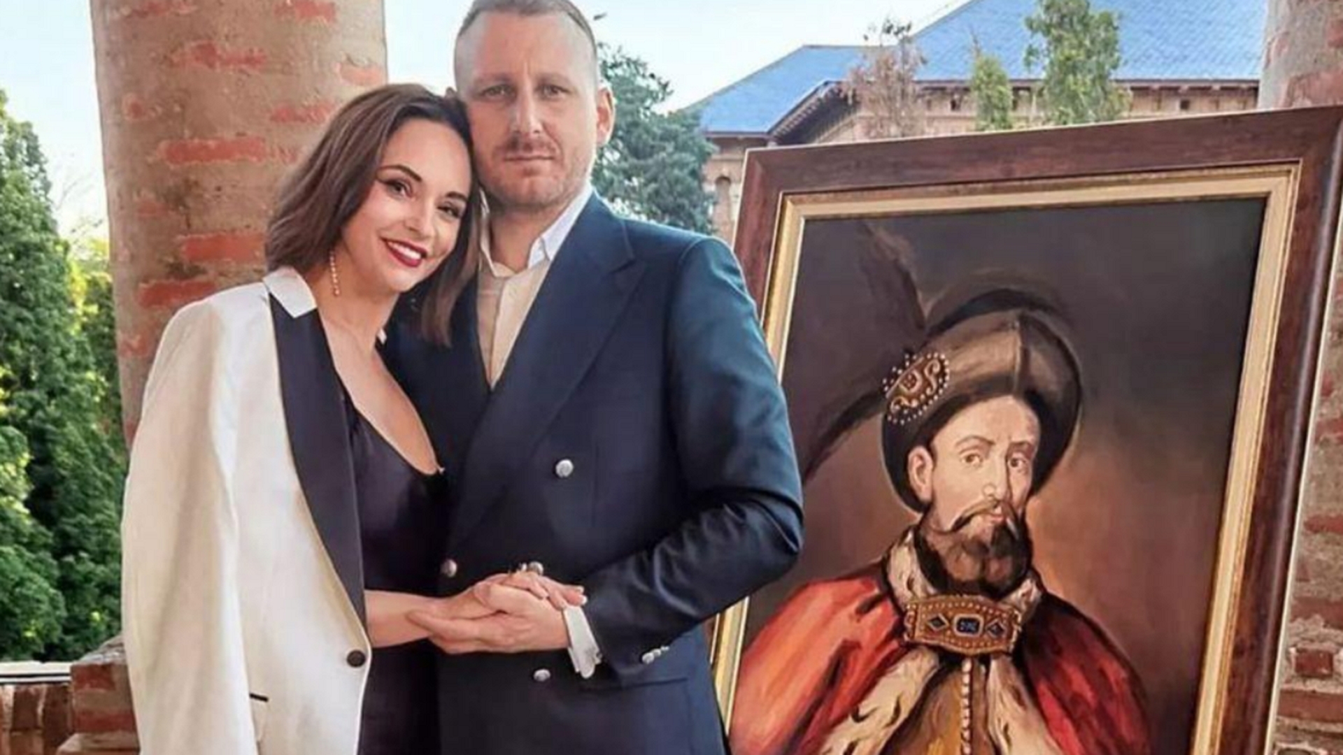 Andreea Marin a spus motivul pentru care nu se căsătorește cu Adrian Brâncoveanu: ”Nu trăim după normele...”