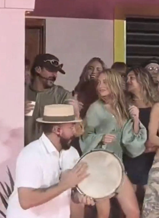Cine e Ester Exposito, iubita starului Kylian Mbappe? Apariție controversată alături de un celebru cântăreț