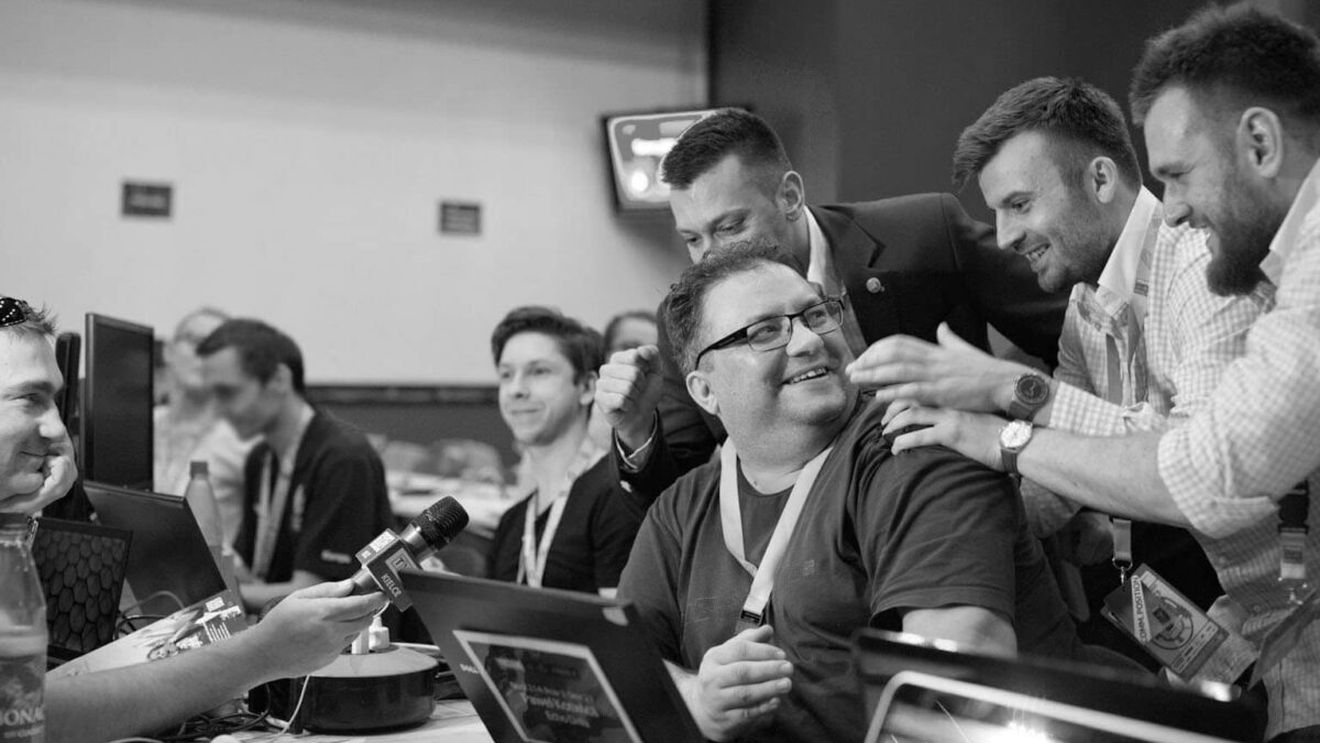 Tragedie în timpul finalei Ligii Campionilor la Handbal. A murit, deși doctorii s-au chinuit să-i salveze viața chiar în sală