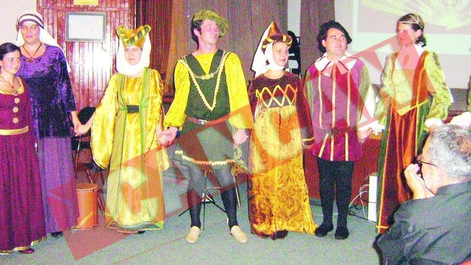 Parada de moda medievala