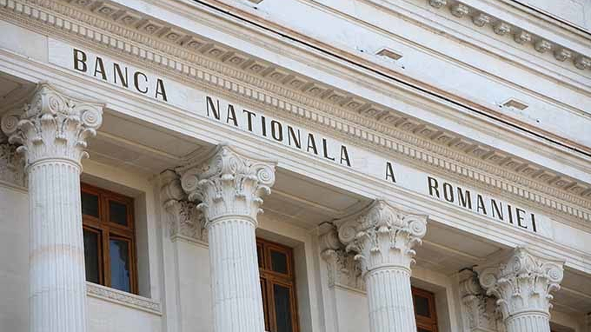 S-au desecretizat salariile angajaţilor BNR! Ce sume câştigă aceştia!