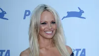 PAMELA ANDERSON, apariţie de senzaţie la aproape 50 de ani! Iată cât poate fi de provocatoare