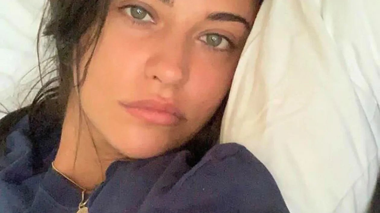 Antonia, probleme de sănătate. Primele declaraţii, cu perfuzia în mână: Aveţi grijă de sănătatea voastră