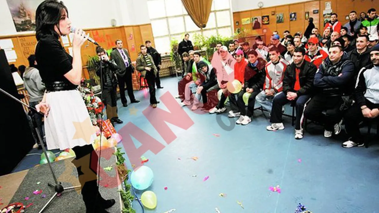 Le-a cantat puscariasilor