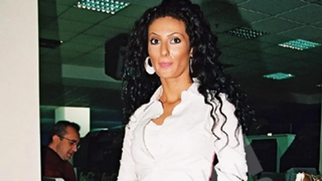 Asta-i chiar nasol! Vezi aici ce vedete din Romania s-au ales cu un nas mai urat dupa rinoplastie