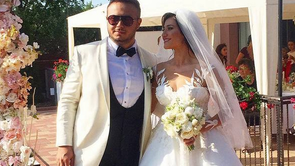 Aşa a arătat petrecerea burlăciţelor! FOTO ce-a primit CLAUDIA, fosta solistă a trupei SEXY, înainte să îmbrace rochia de mireasă