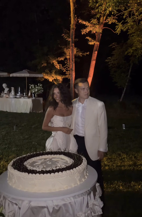 Alice Peneacă, party nebun la nuntă. Cum a arătat a doua rochie de mireasă + tortul special