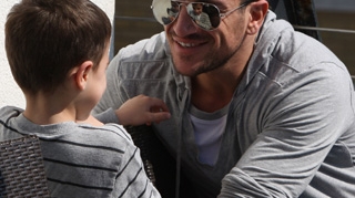 Jordan il invita pe Peter Andre la nunta ei cu Alex Reid!