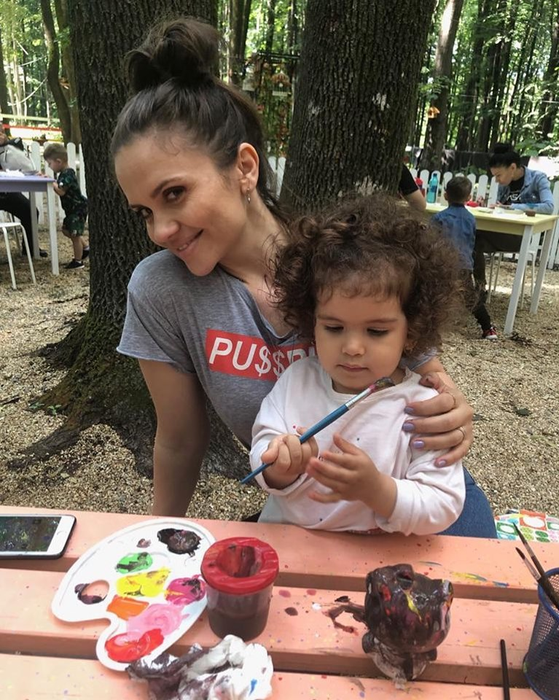 Fiica lui Mădălin Ionescu se mută de acasă. Ce s-a întâmplă, de fapt, în familia lui și a soției sale, Cristina Șișcanu